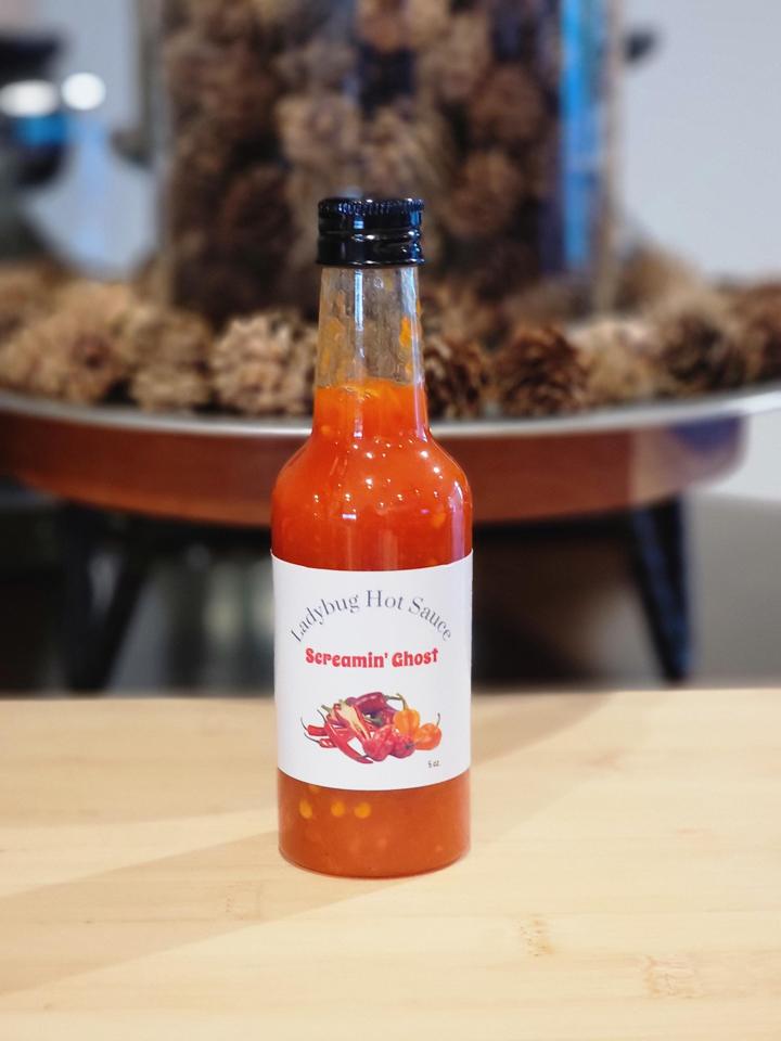 5 oz bottle of Screamin' Ghost